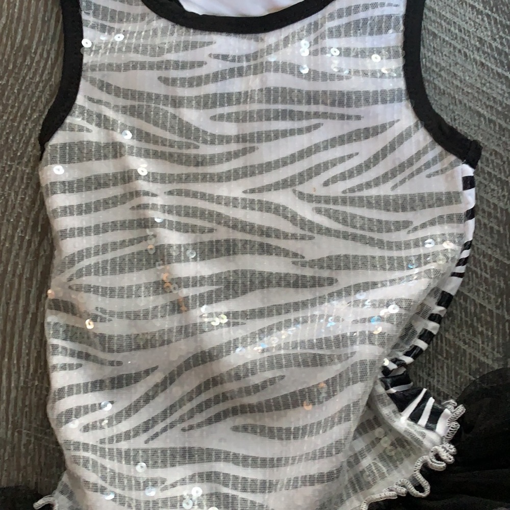 Dress - Picture 2 of 3